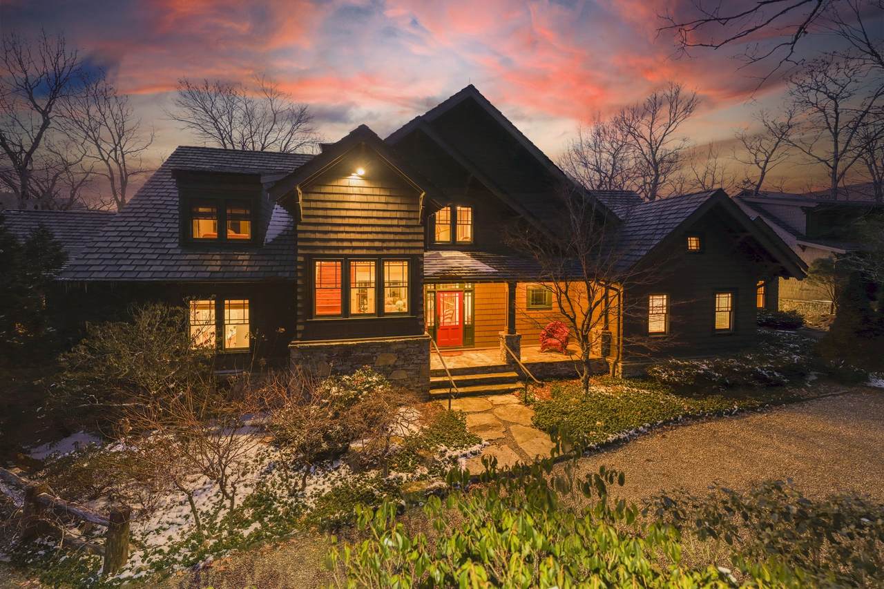 812 Ravenel Ridge Road - Photo 1