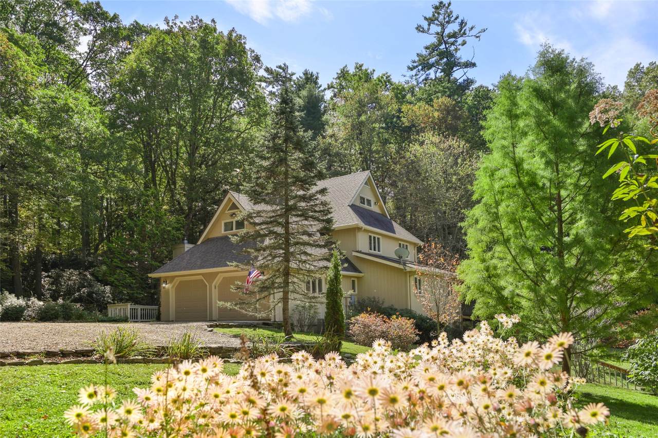 328 Webbmont Road - Photo 1