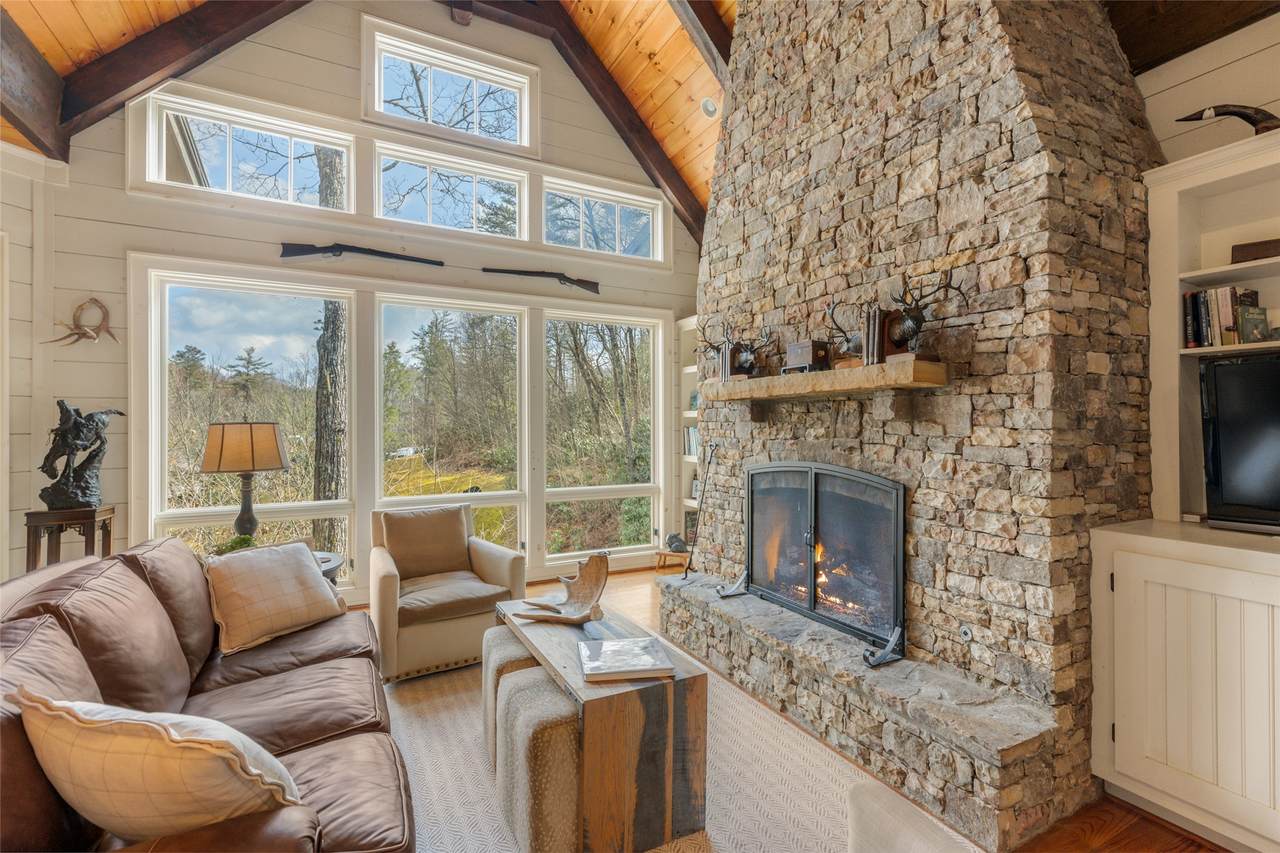 42 Hemlock Ridge - Photo 1