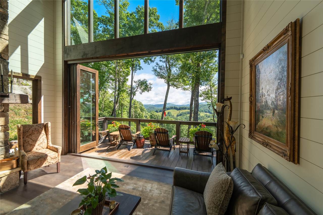 345 Center Ridge Road - Photo 1