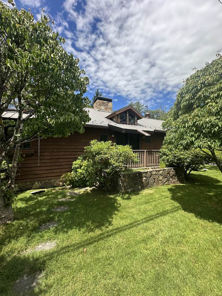 1292 Leonard Road - Photo 1