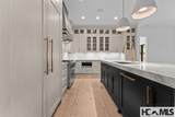 935 Glenshore Drive - Photo 15