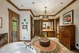 2748 W Club Boulevard - Photo 41