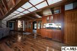 343 Round Hill Road - Photo 5