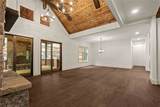 143 Rochester - Photo 7