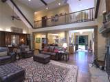 275 West Club Boulevard - Photo 8