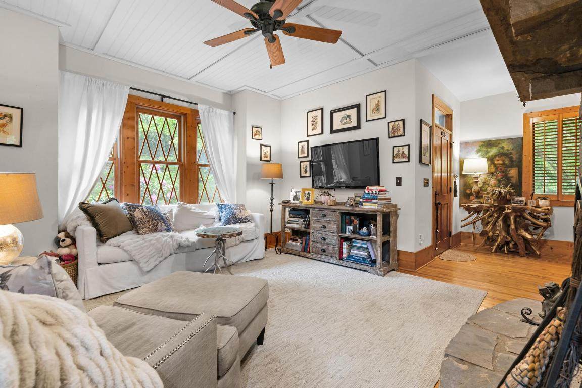 36 Green Haven - Photo 1