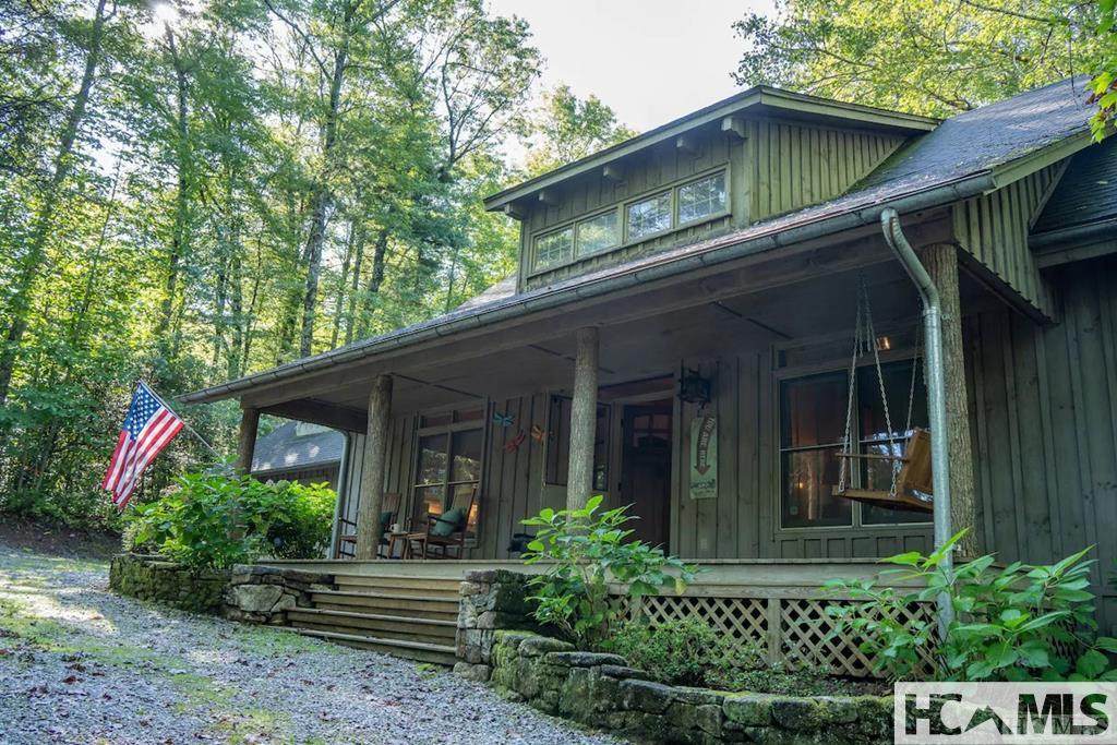 920 Sapphire Post Office Road - Photo 1