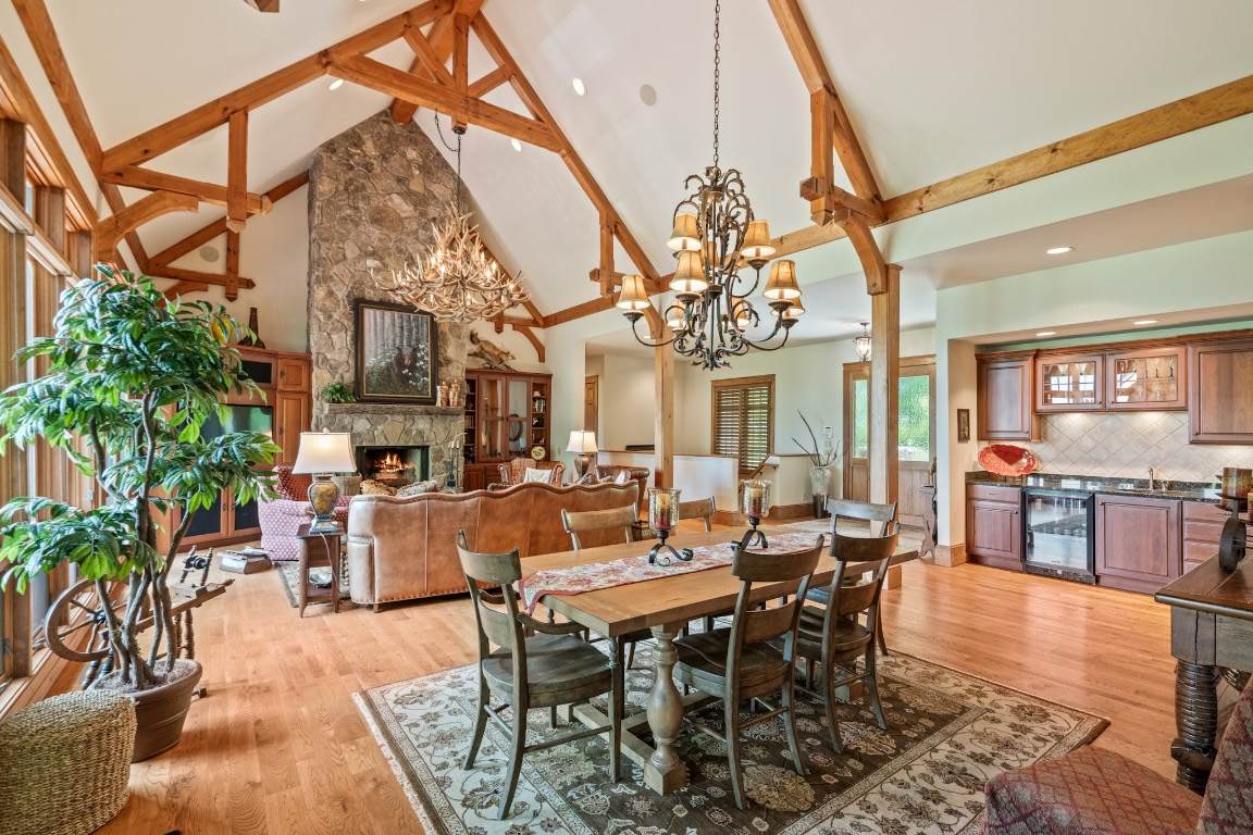 150 Old Hunters Run - Photo 1