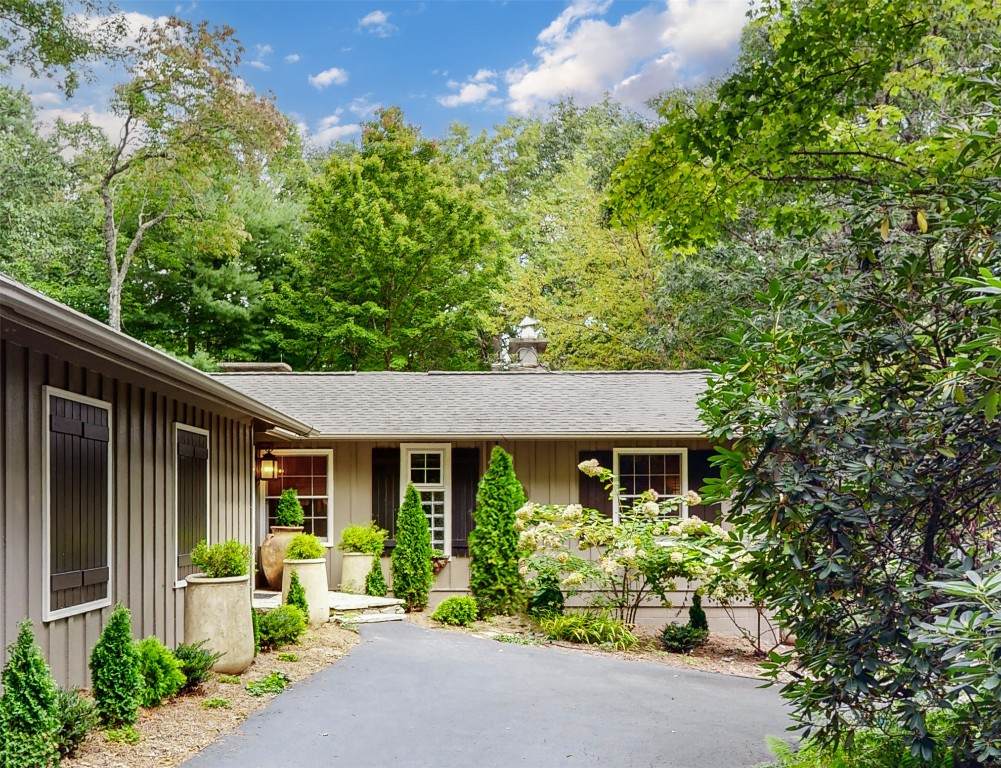 424 Split Rail Row - Photo 1