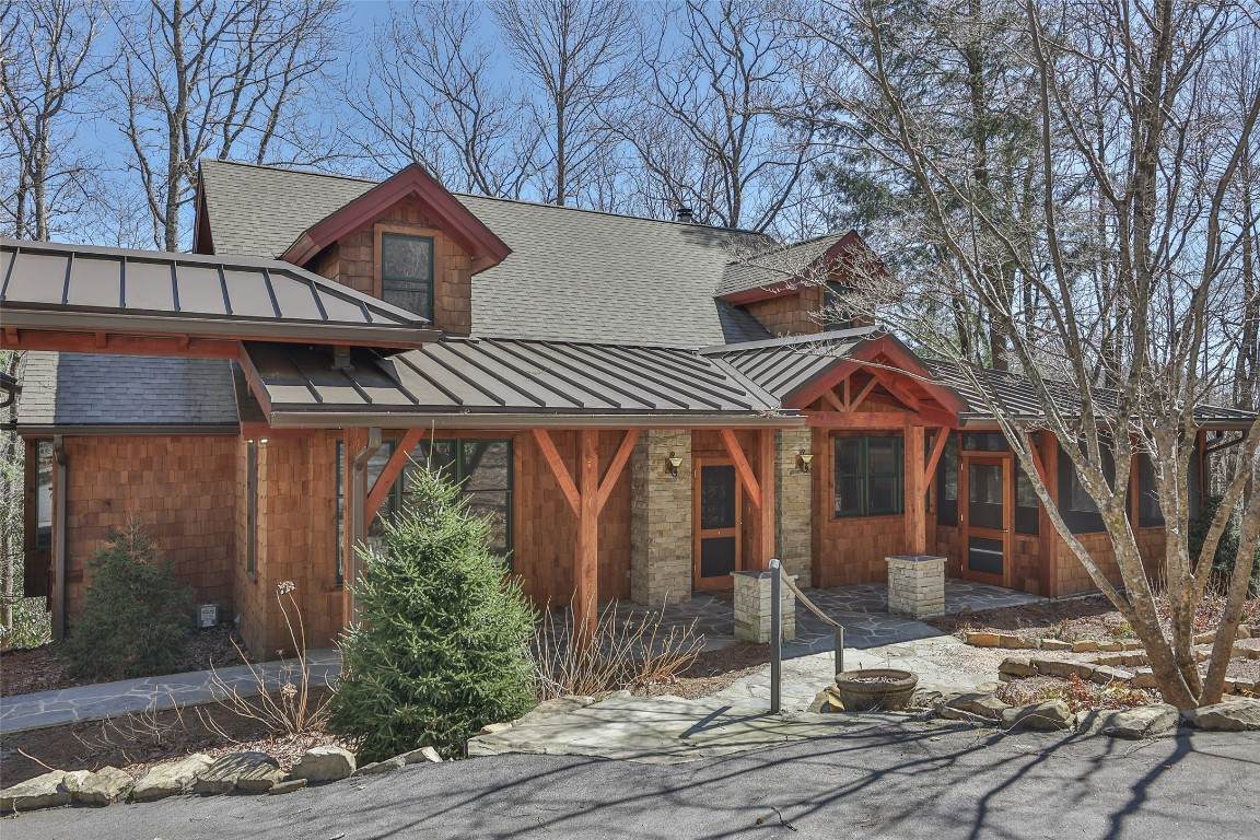 451 Crescent Trail - Photo 1