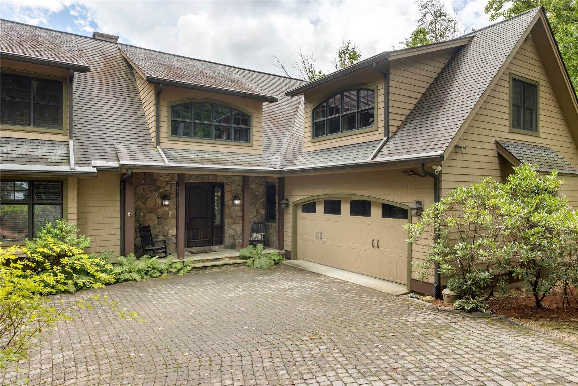 12 Club Drive - Photo 1