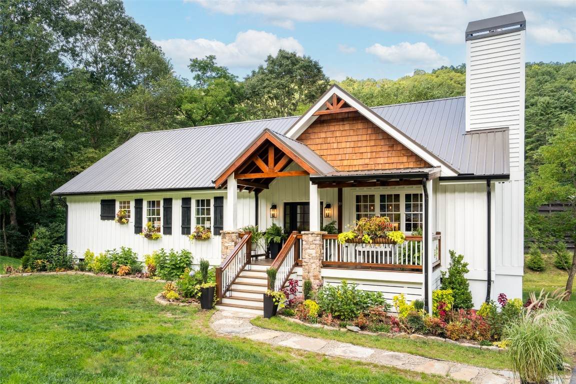 39 Jackson Drive - Photo 1