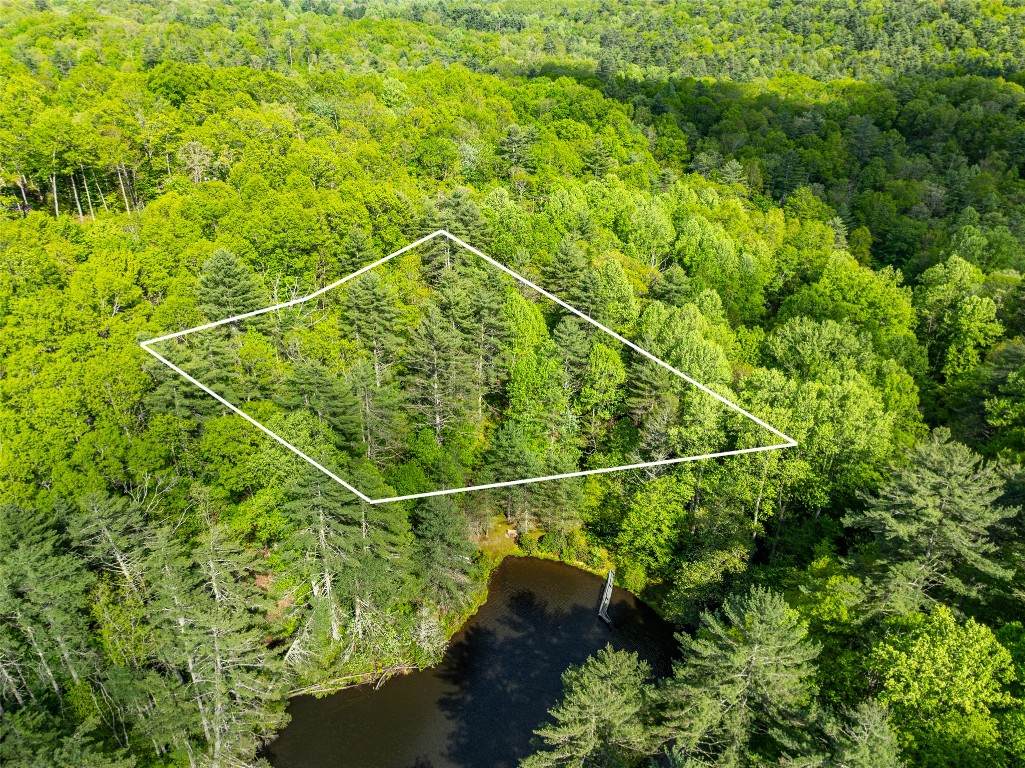 7 Crestwood Road - Photo 1