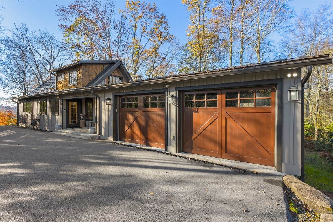 204 Pinecrest Road - Photo 1