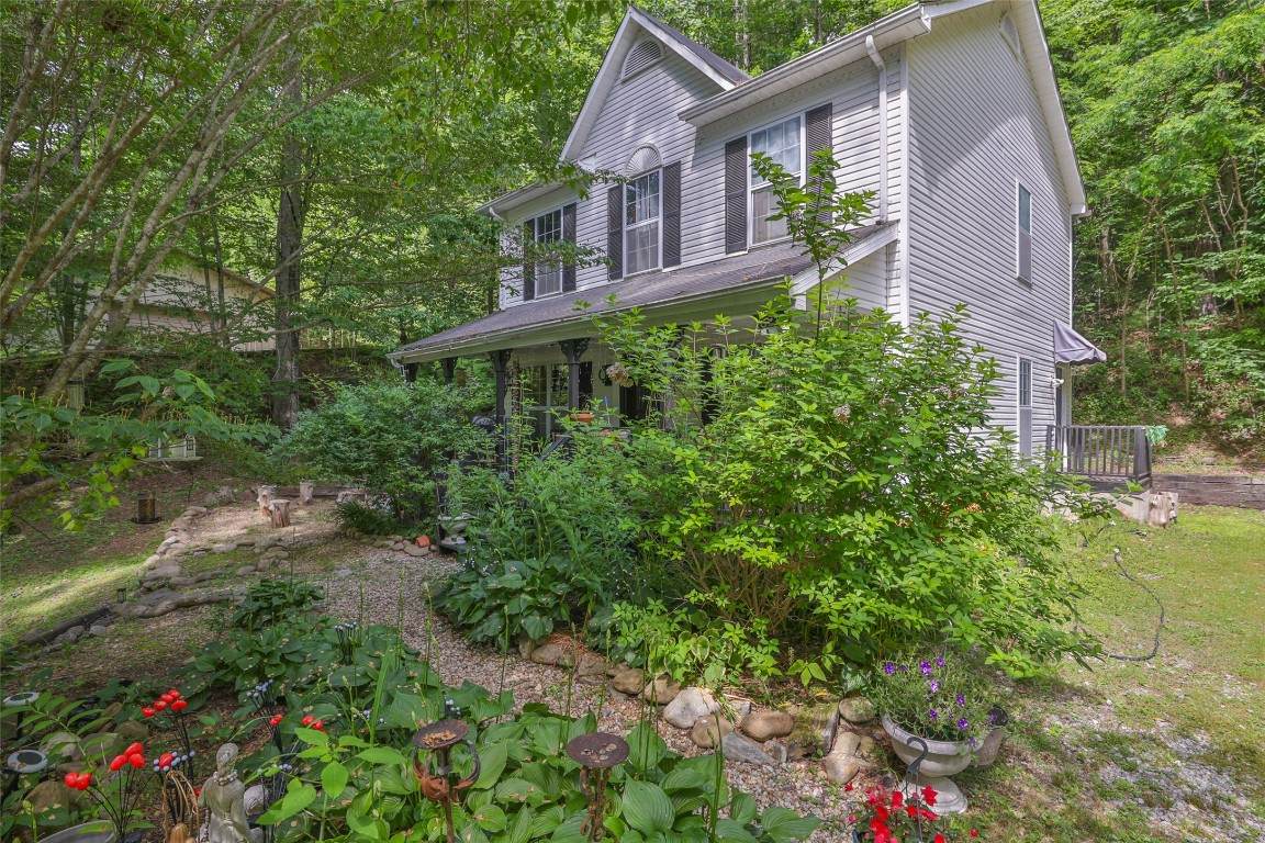 141 Andrews Park Road - Photo 1