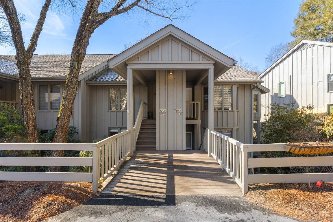 223 Chestnut Cove - Photo 1