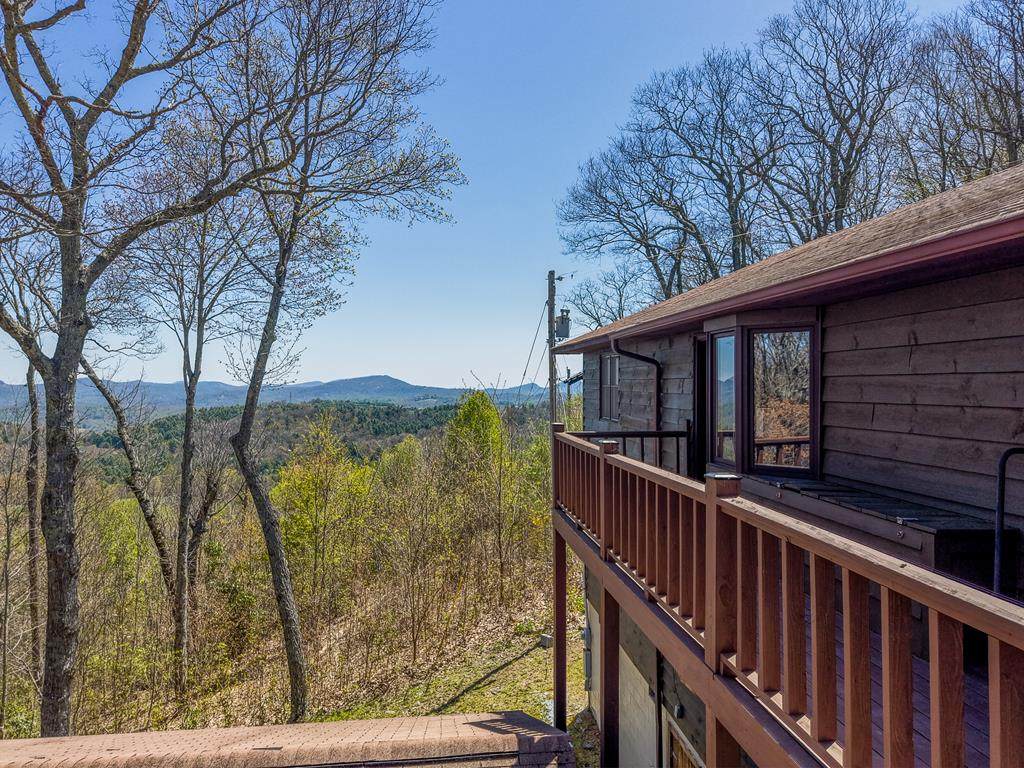 623 Buggy Barn Road - Photo 1