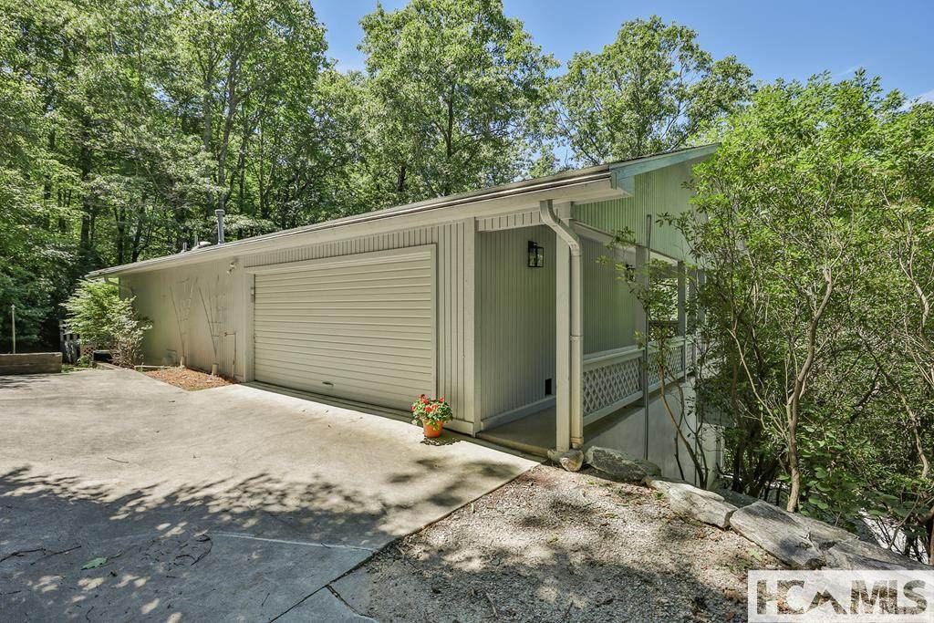 245 Locust Court - Photo 1
