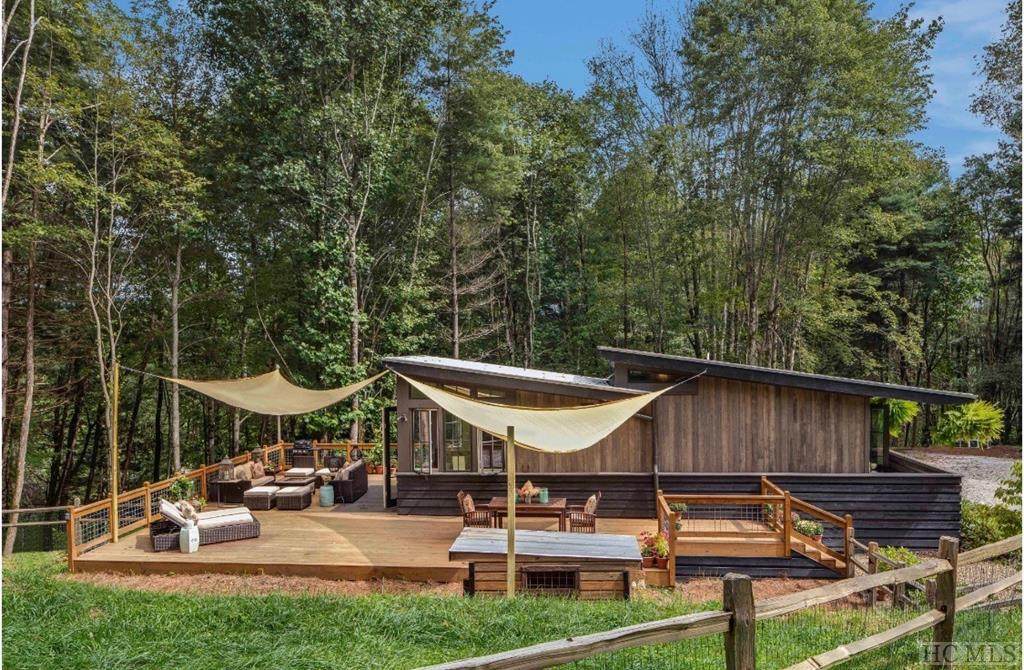 1584 Laurel Knob Road - Photo 1