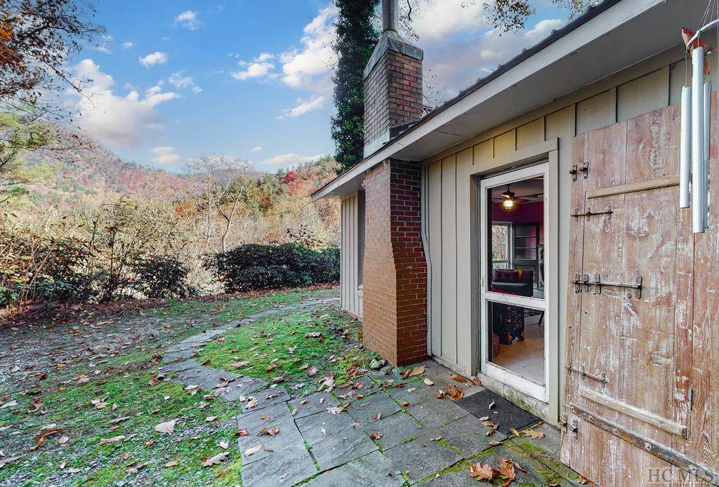 335 Hidden Springs Road - Photo 1