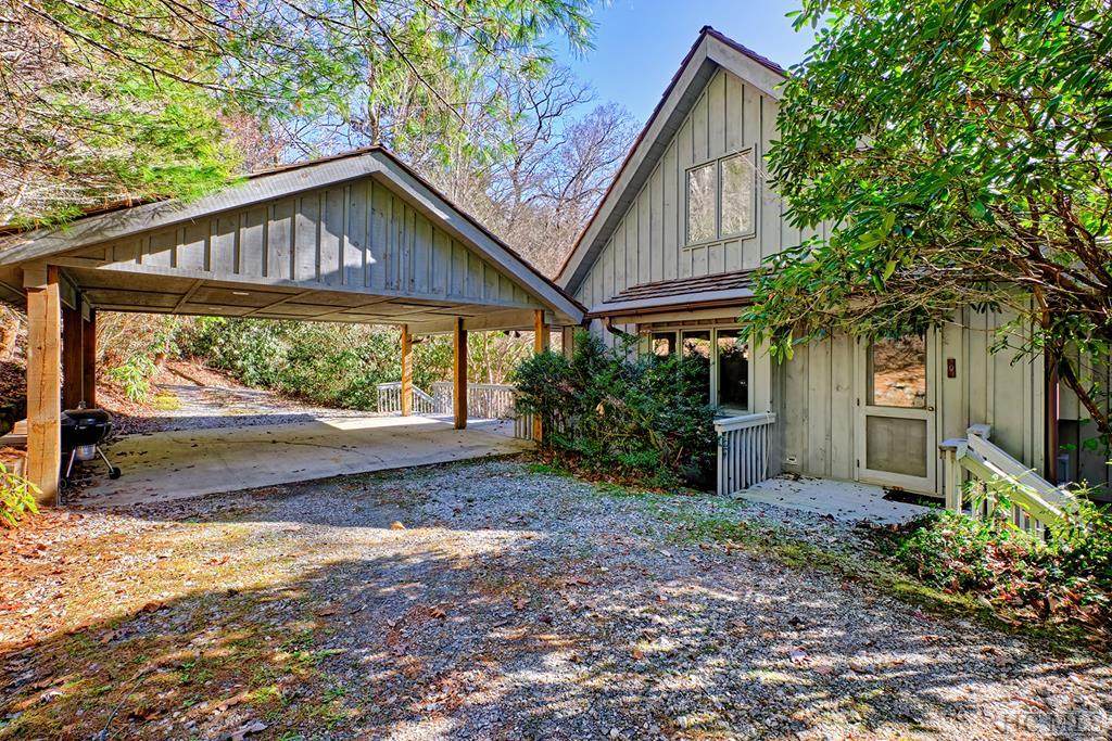 56 Homestead Hollow - Photo 1