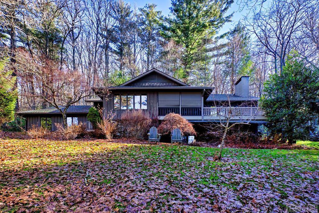 451 Spruce Lane - Photo 1
