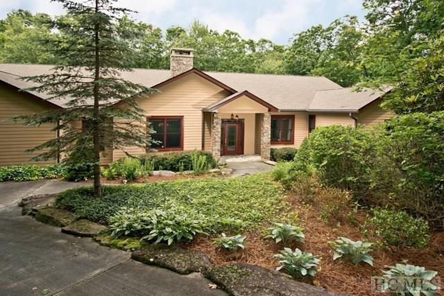 289 Apple Mountain Circle - Photo 1