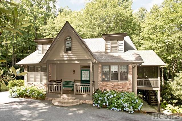 110 Hemlock Way - Photo 1