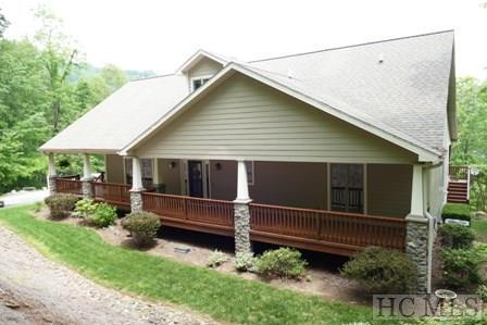 669 Lakeside Circle - Photo 1