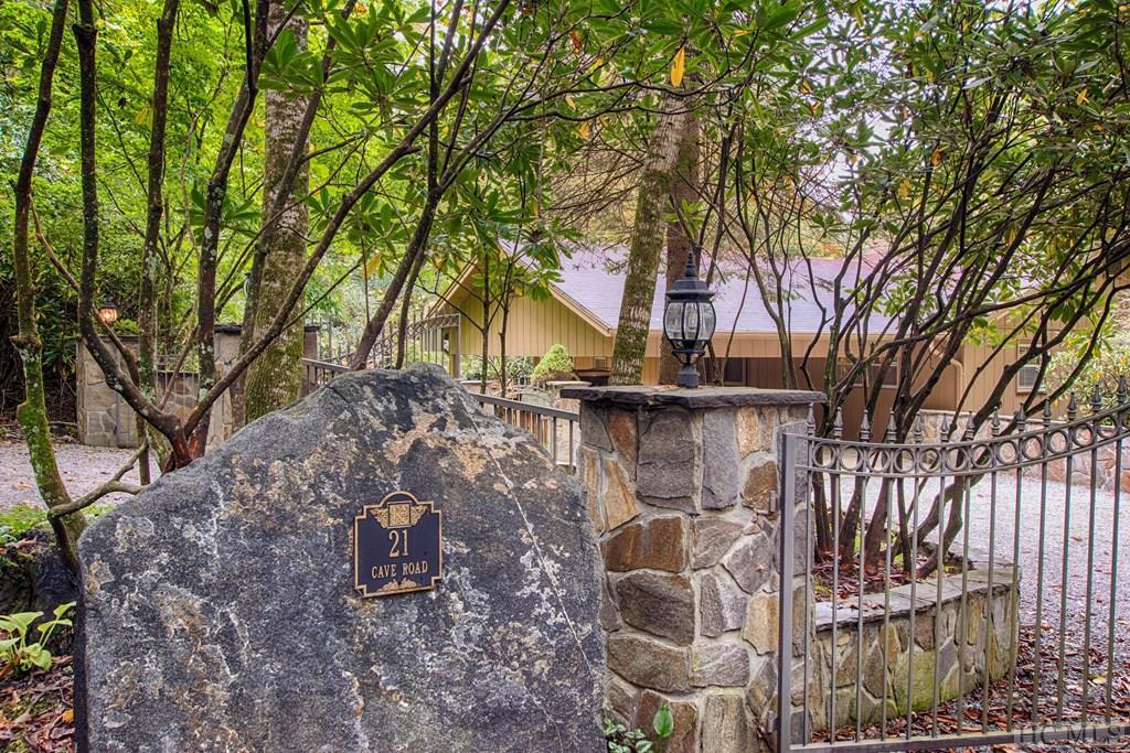 21 Cave Road - Photo 1