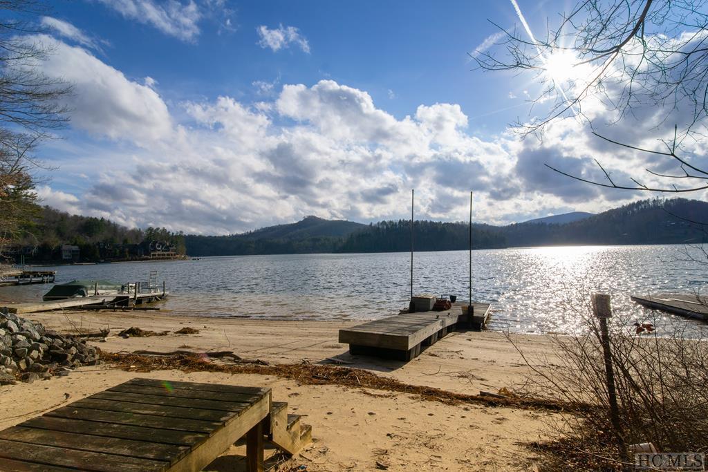 1167 Lakeside Circle Drive - Photo 1