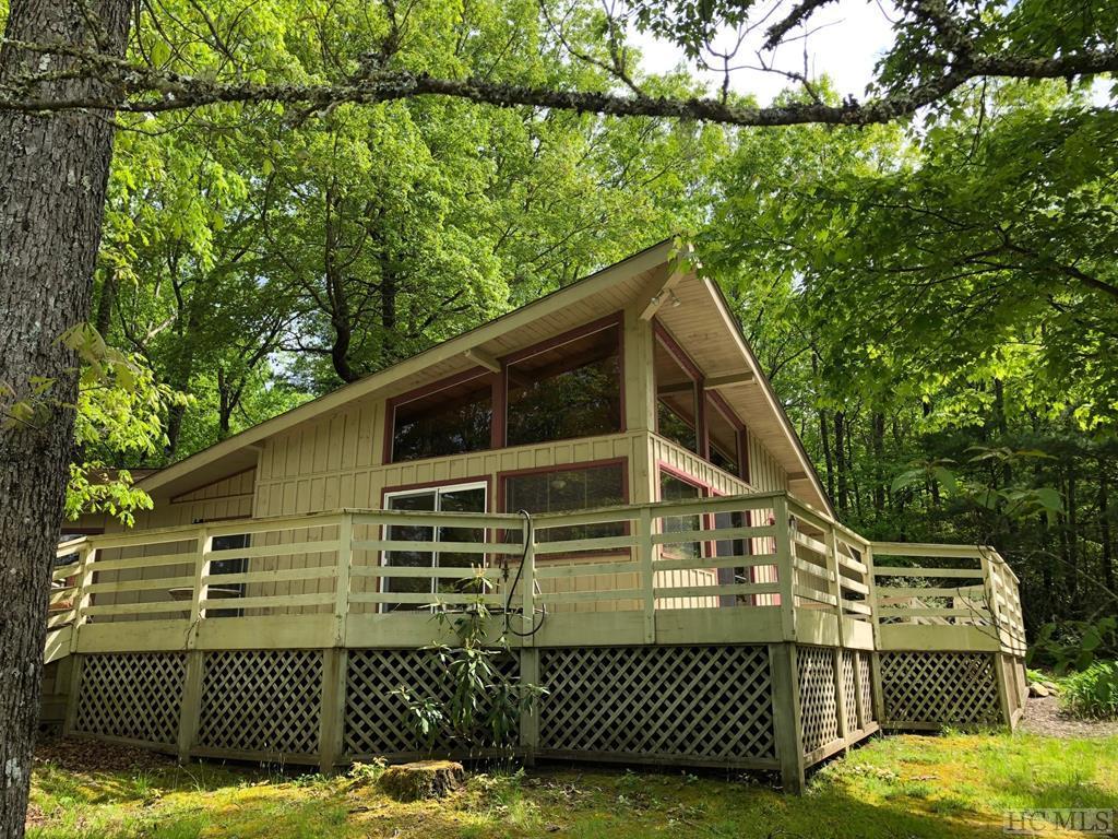 1033 N East Shore Drive - Photo 1