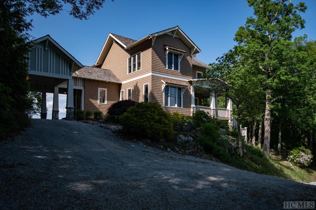 1030 Retreat Lane - Photo 1