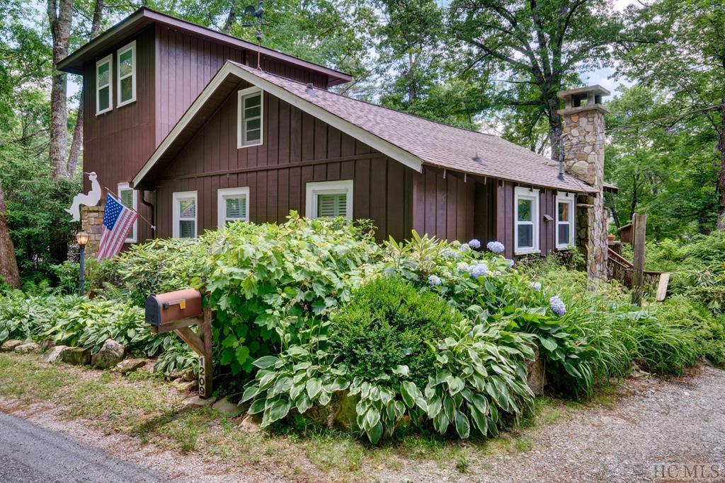 1209 Hickory Hill Road - Photo 1