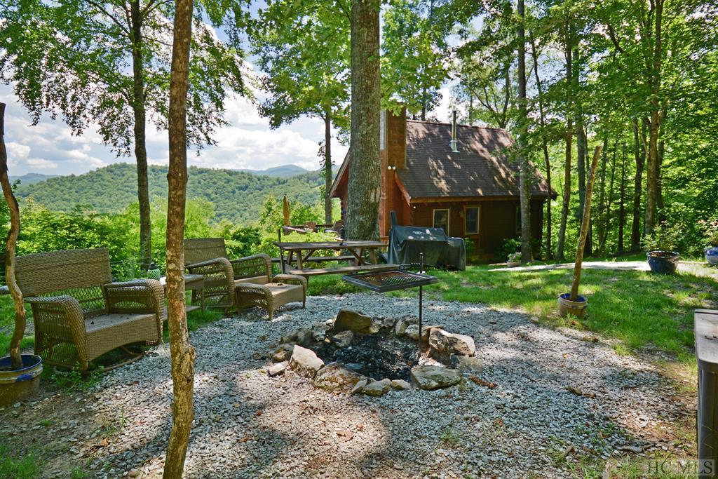 646 West Cliff Road - Photo 1