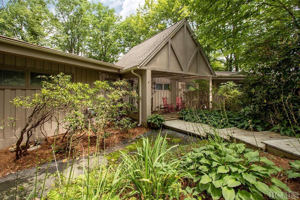 104 Mountain Ash Lane - Photo 1
