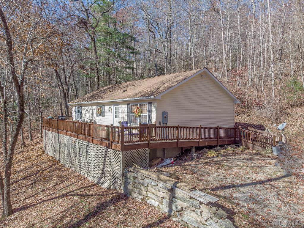 140 Autumn Valley Lane - Photo 1