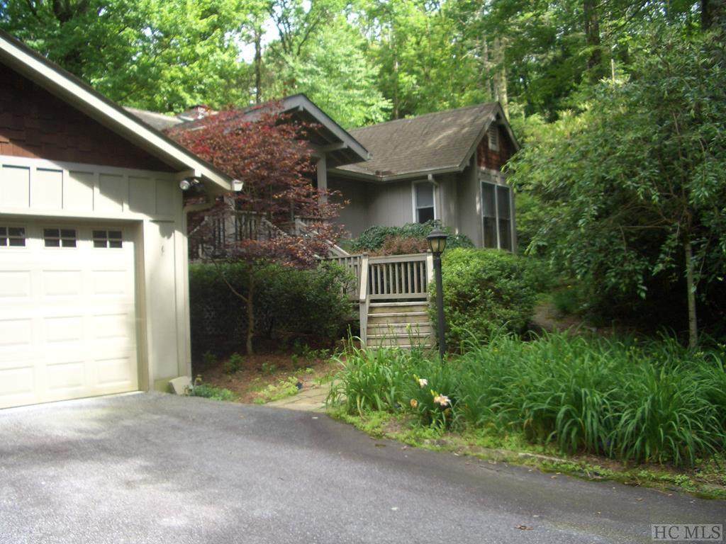 165 Spruce Lane - Photo 1
