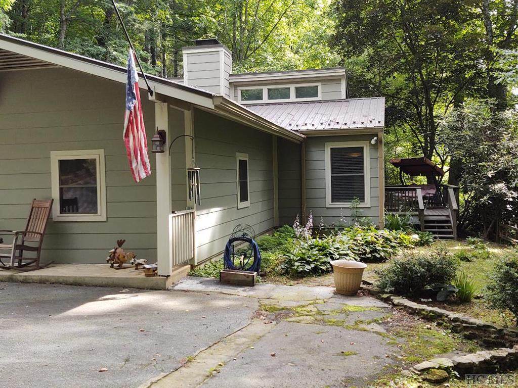261 Mirrormont - Photo 1