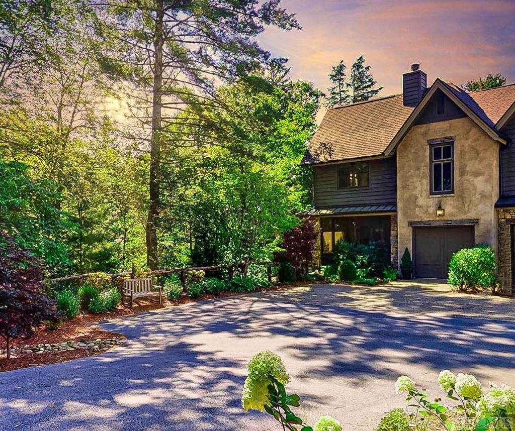 105 Brock Court - Photo 1