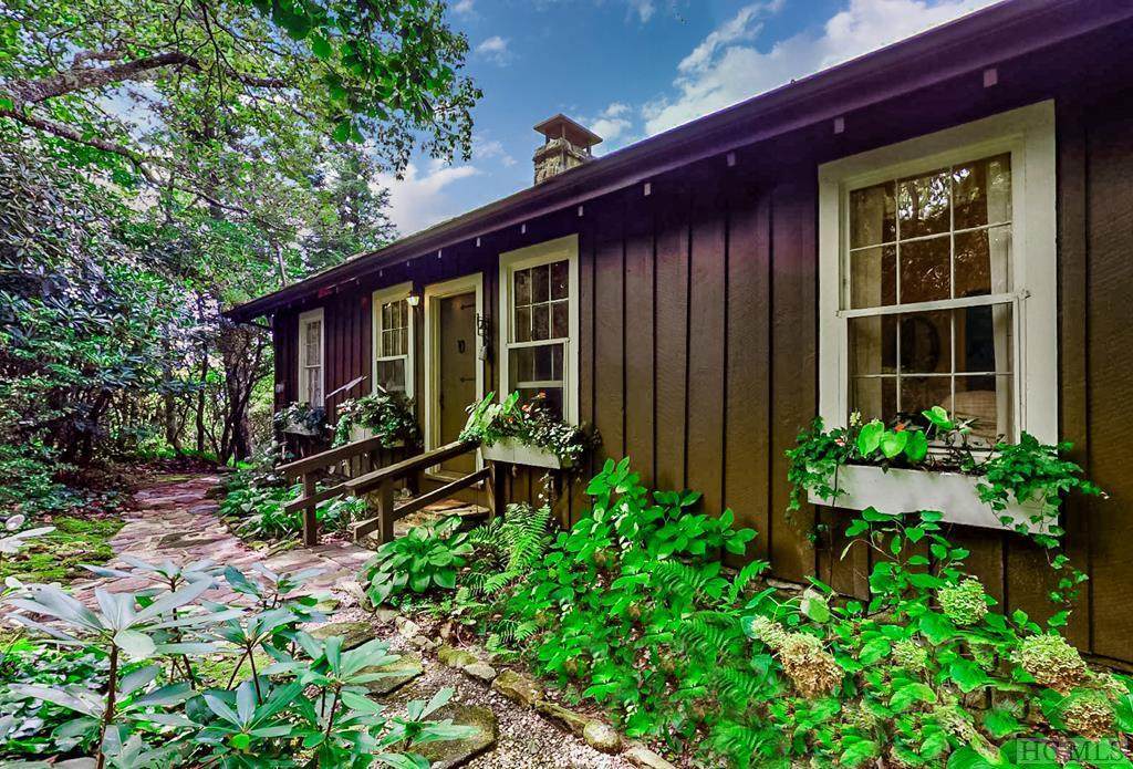 1267 Big Bear Pen Road - Photo 1