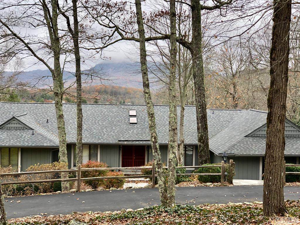 22 Oak Point - Photo 1