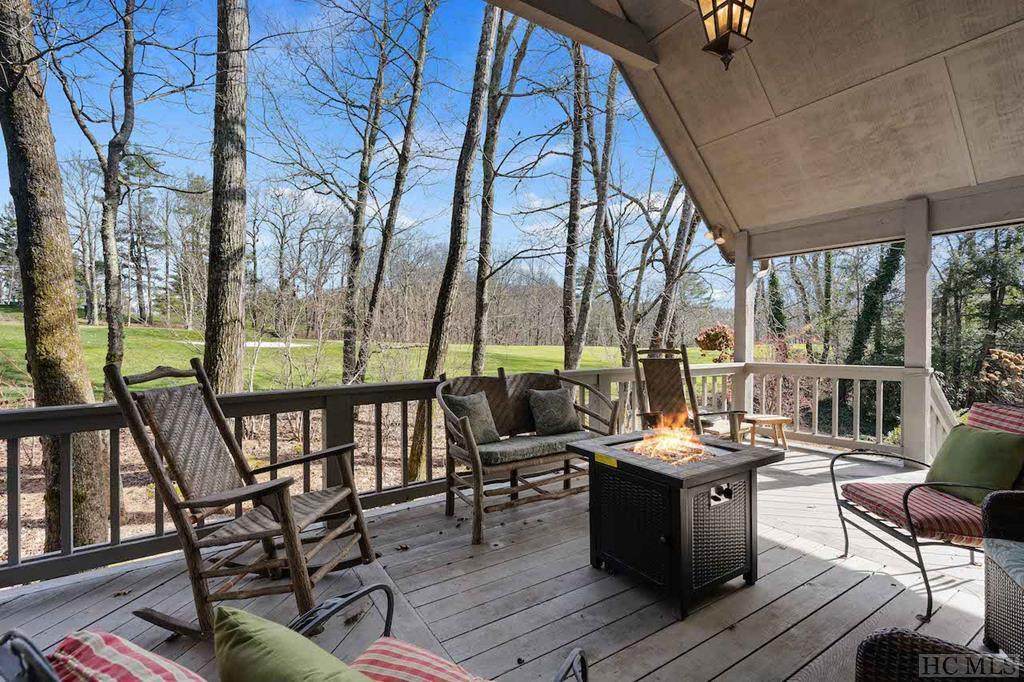 107 Hemlock Lane - Photo 1