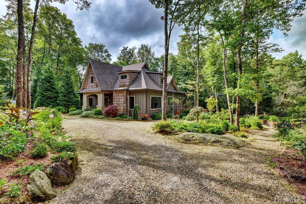159 Falling Waters Drive - Photo 1