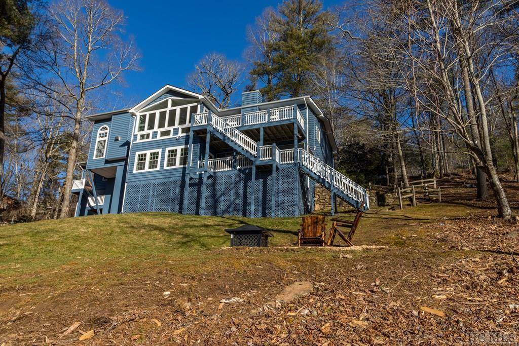 137 Azalea Circle - Photo 1