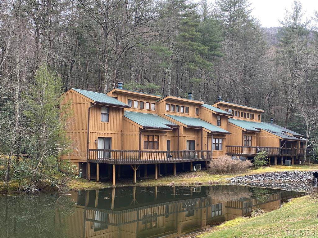 24 Meadow Way - Photo 1