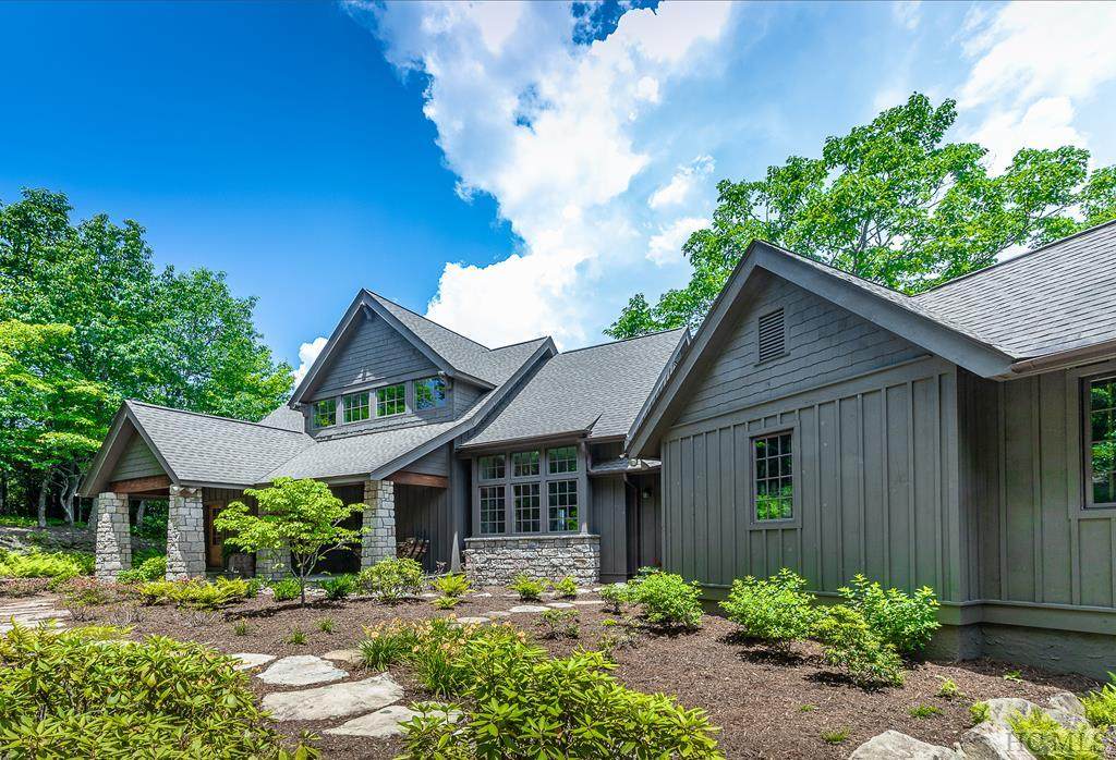 540 Toxaway Drive - Photo 1
