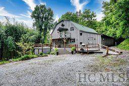 85 Hillcrest Drive - Photo 1