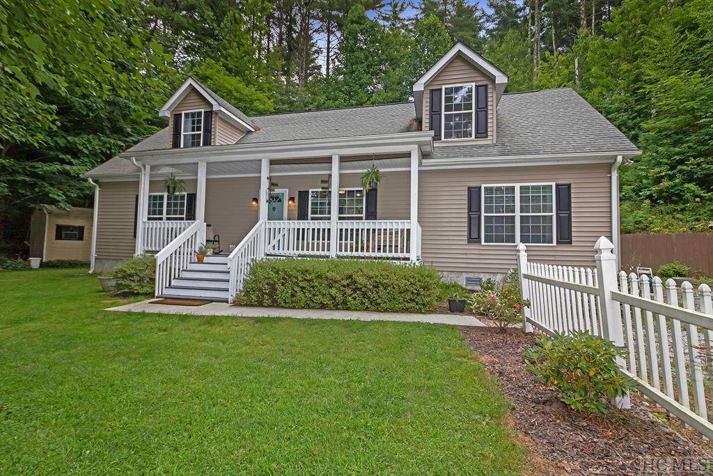 104 Jurasic Drive - Photo 1